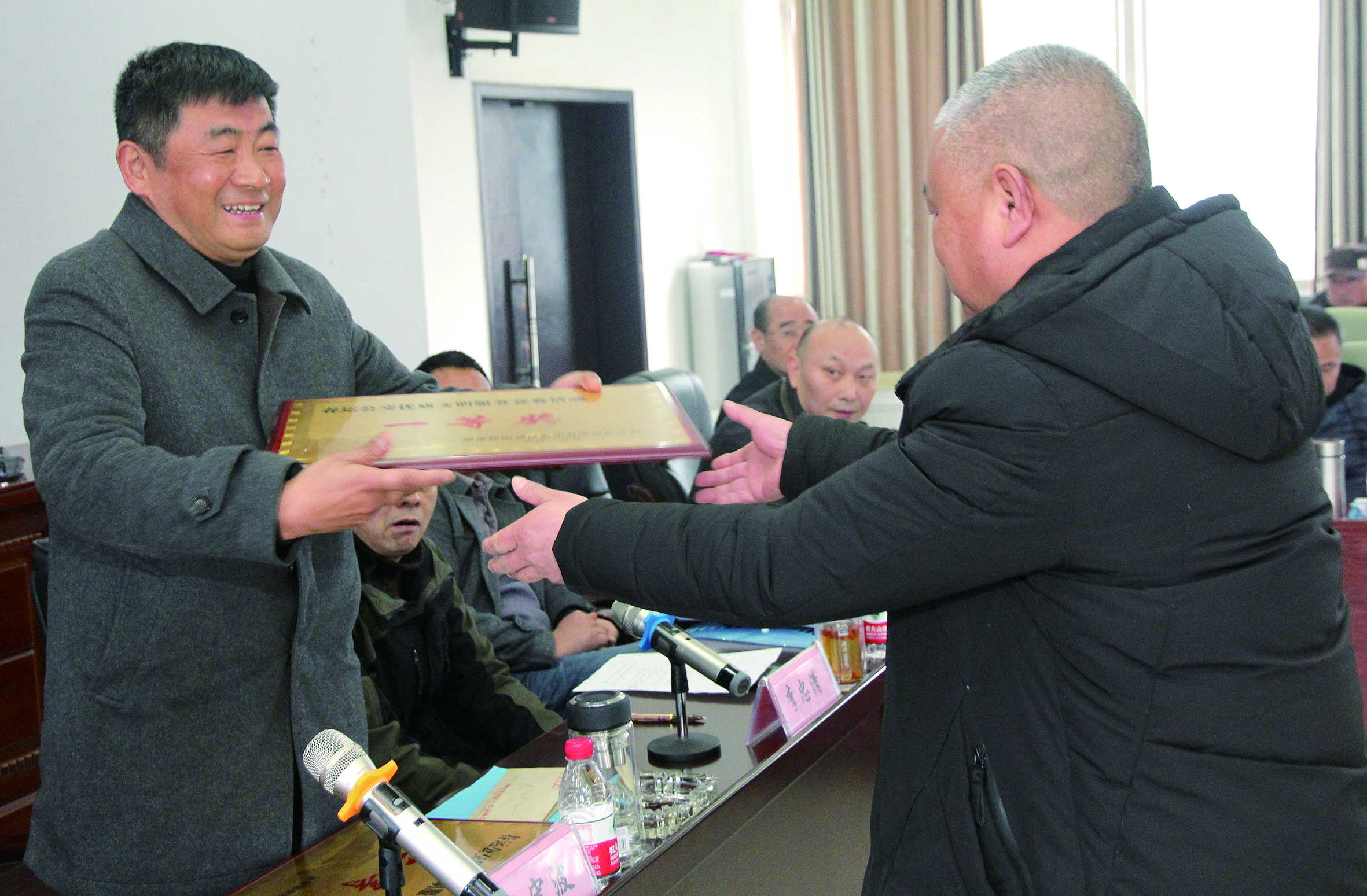 春運(yùn)工作收官 完成旅客發(fā)送量213.81萬人次，同比減少21.09% （李高雄報(bào)道)